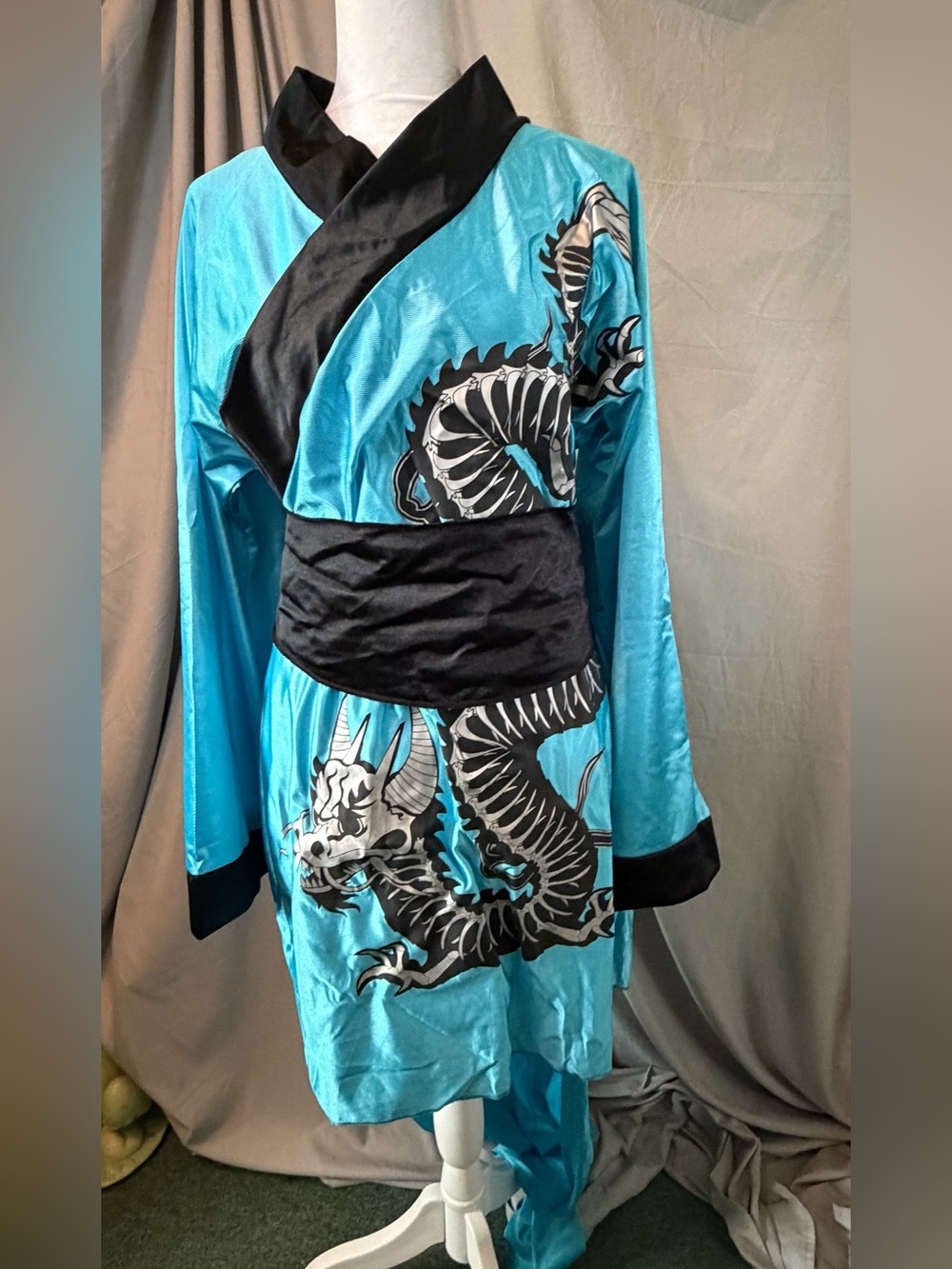 Disguise Turquoise Dragon Geisha Costume with Black Accents and belt sz Large